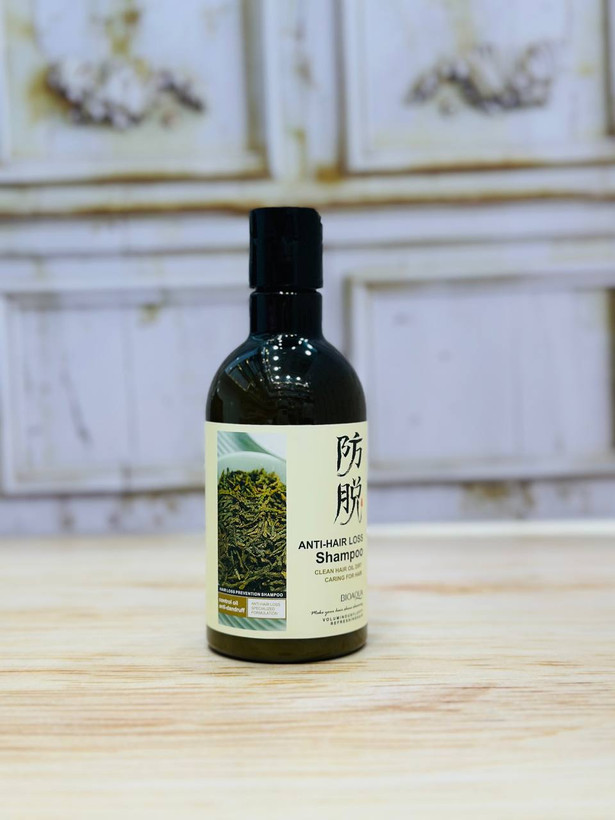 شامپو رزماری تقویت کننده و ضد ریزش مو بایوآکوا | Rosemary Hair Shampoo