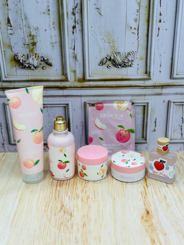 فقط نمک و اسکراپ و پچ دور چشم موجود است