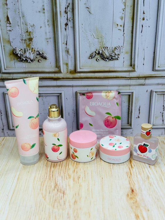 فقط نمک و اسکراپ و پچ دور چشم موجود است