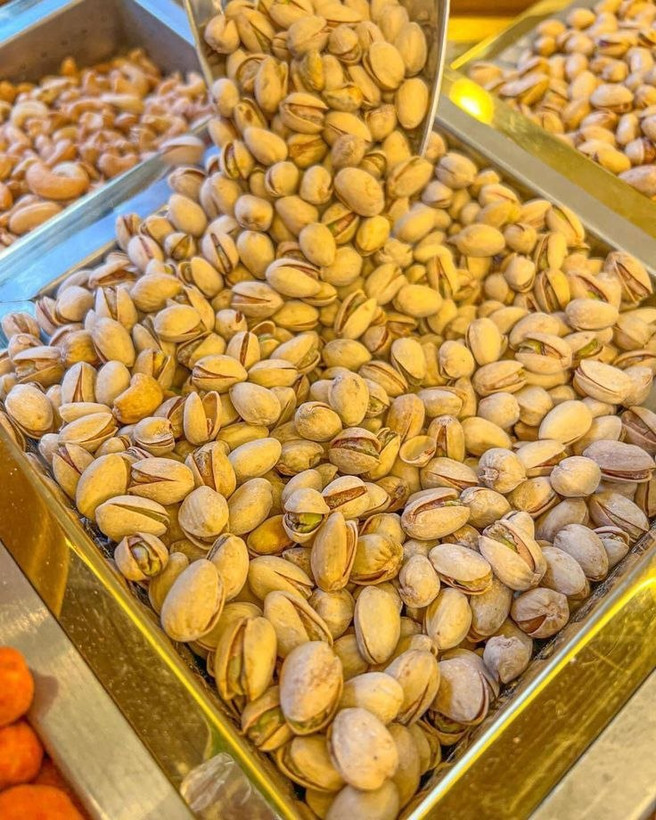 خرید پسته زعفرانی خندان اعلا | تازه، خوشطعم و دستچین شده