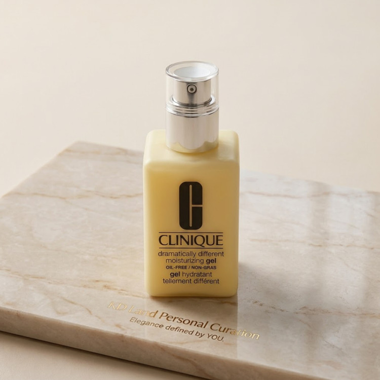 مرطوبکننده آبرسان کلینیک پوست نرمال، مختلط و چرب با ضمانت اورجینال (Clinique Dramatically Different Moisturizing Gel