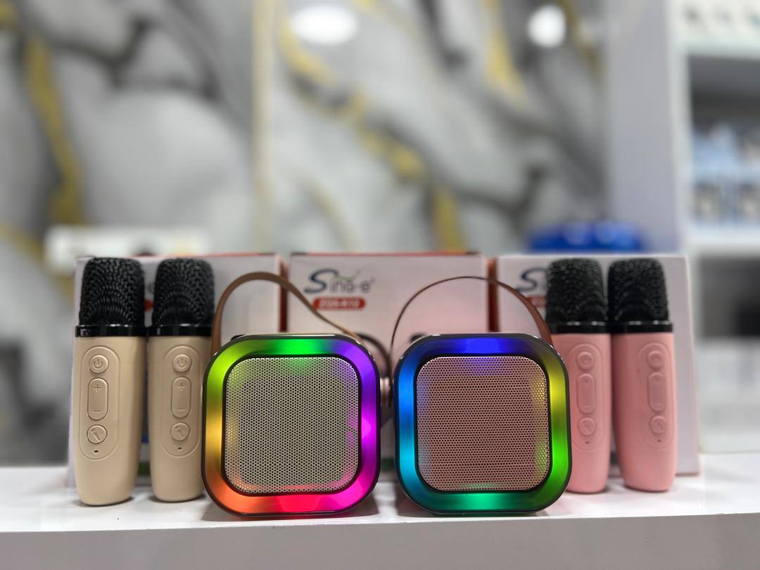 اسپیکر بلوتوثی همراه با میکروفون بی سیم Karaoke Speaker