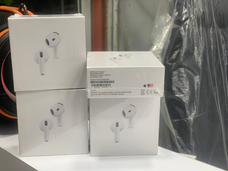 خرید و قیمت هدفون بی سیم ایرپاد پرو 4 اورجینال