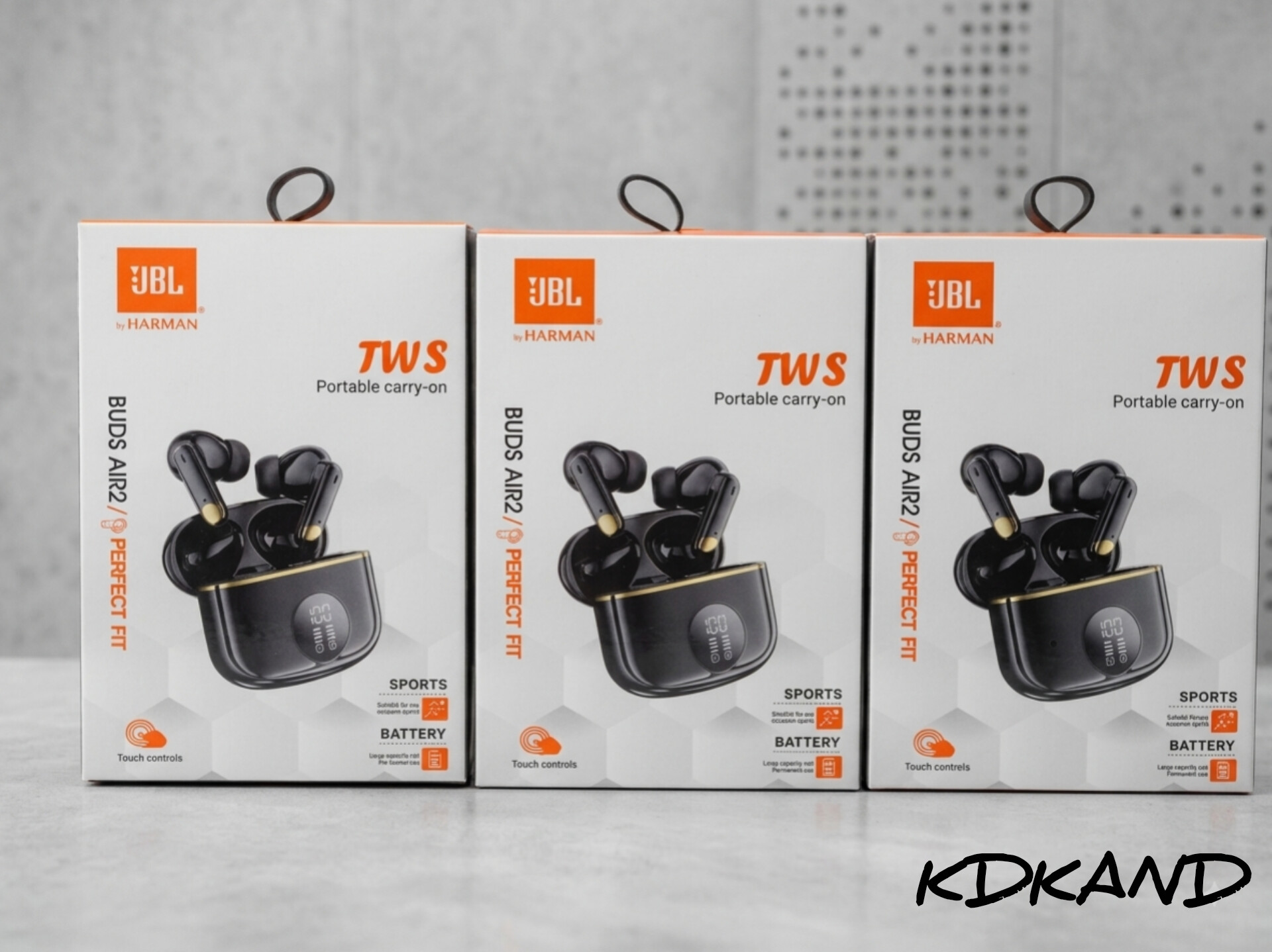خرید هندزفری بلوتوثی JBL BUDS AIR2 TWS اصلی. با کنترل لمسی، نمایشگر درصد شارژ باتری و طراحی ارگونومیک مناسب ورزش و استفاده طولانی‌مدت. همین حالا سفارش دهید و از صدای باکیفیت JBL لذت ببرید